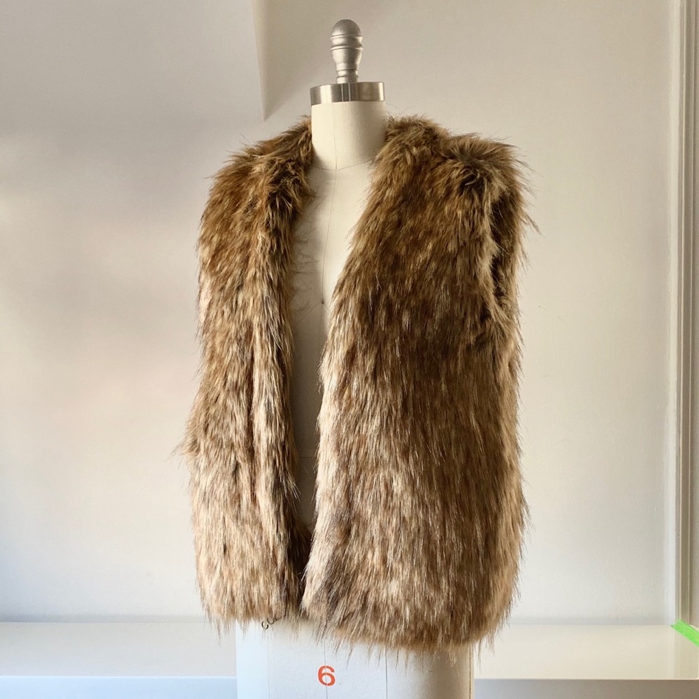 NWT Ellison Brown Faux Fur Vest w/ Side Pockets